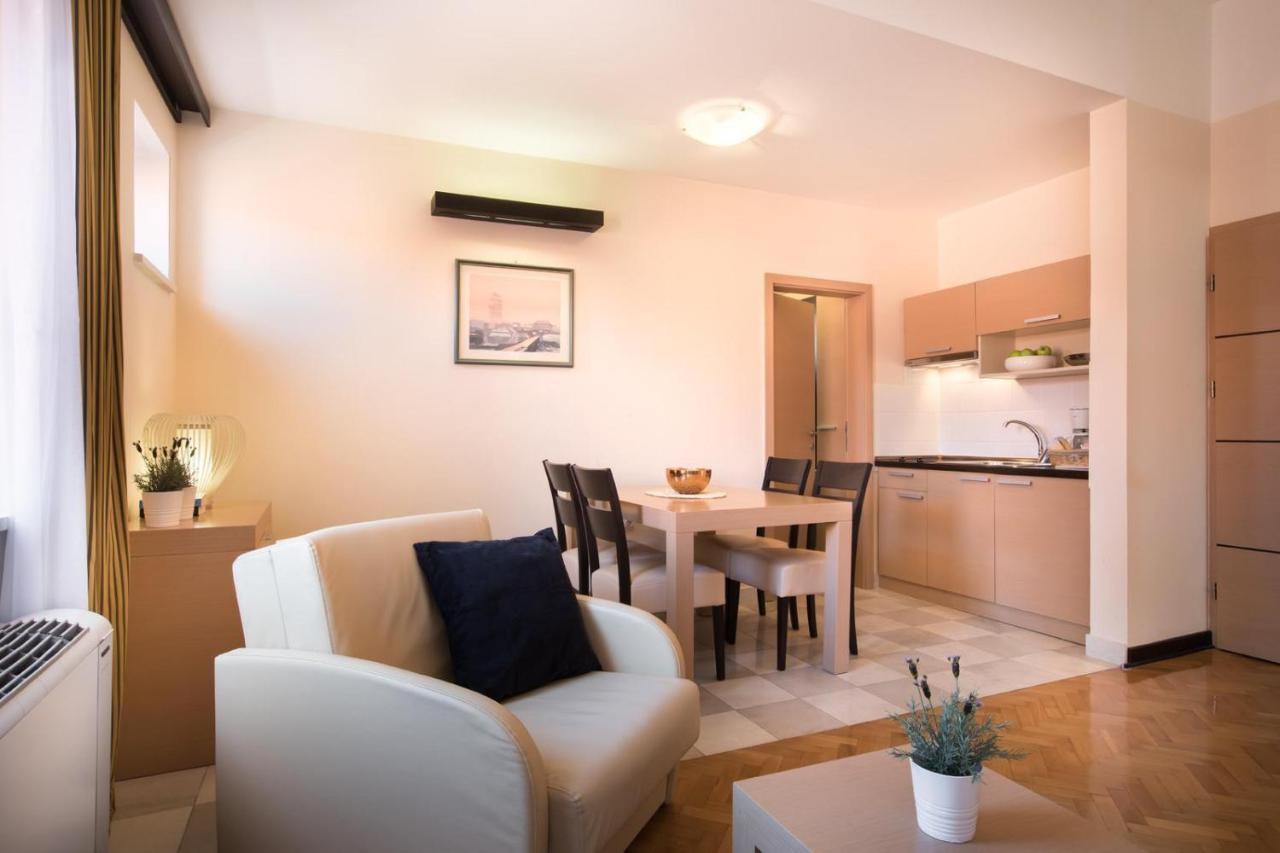 Apartment Aci Marina ツレス エクステリア 写真