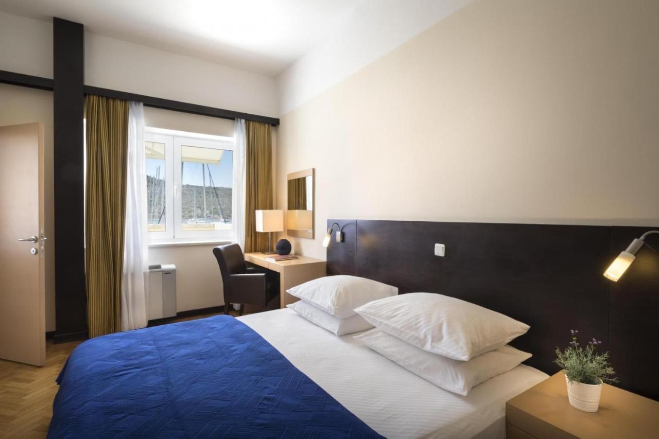 Apartment Aci Marina ツレス エクステリア 写真
