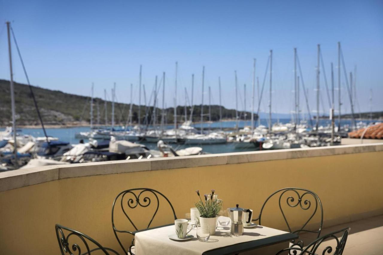 Apartment Aci Marina ツレス エクステリア 写真