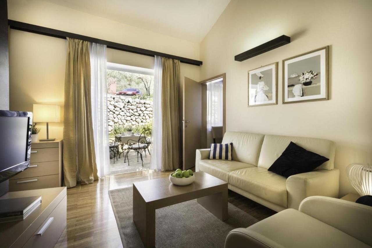 Apartment Aci Marina ツレス エクステリア 写真