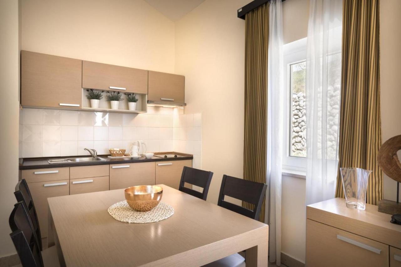 Apartment Aci Marina ツレス エクステリア 写真