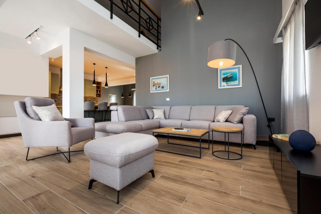 Apartment Aci Marina ツレス エクステリア 写真
